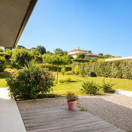 Spacious House With Sea And Mountain Views Apartment